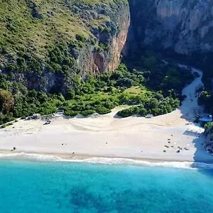  Campeggio Gjipe Eco